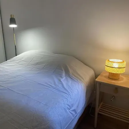 T2 Avec Jardin * Paris