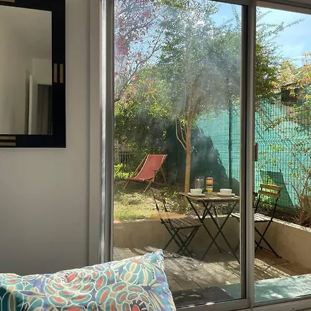 T2 Avec Jardin Paris